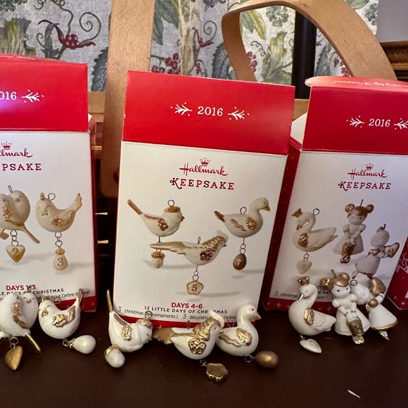 Hallmark 2016 12 Little Days of Christmas COMPLETE Set: 1-3, 4-6, 7-9, 10-12 - Picture 6 of 6